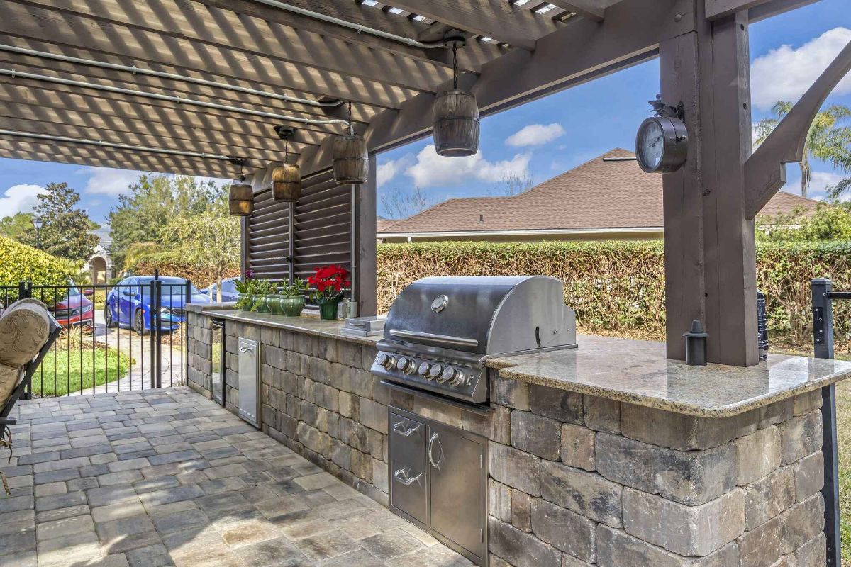 Outdoor Kitchens