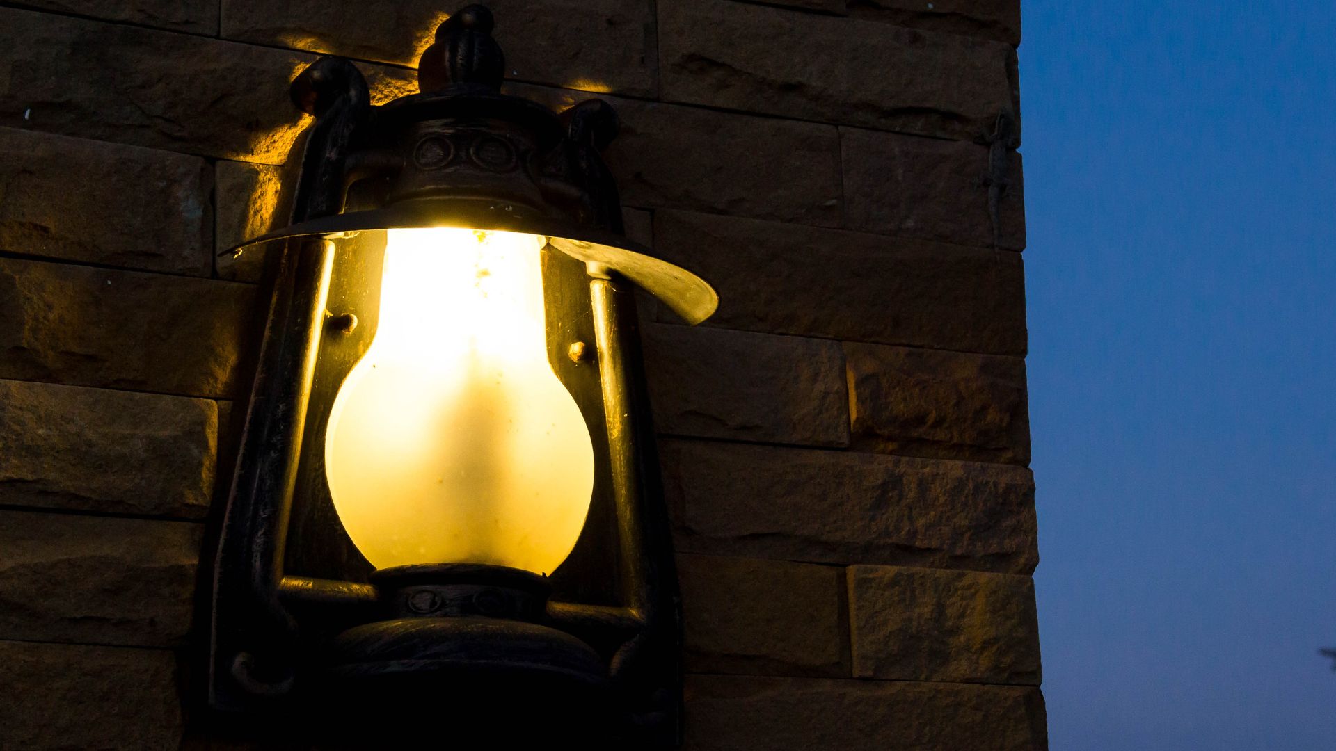 Wall Cap and Seat Wall Lights